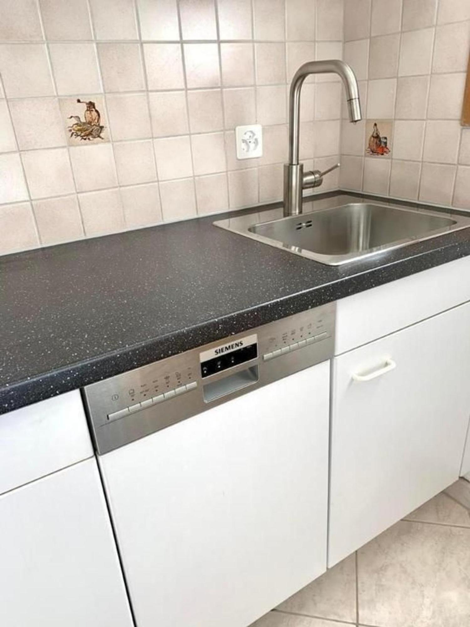 Ferienwohnung Gian: Central Apartment Near Congress Center & Winter Activities Davos Exterior photo